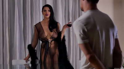 غير معمولي فحش